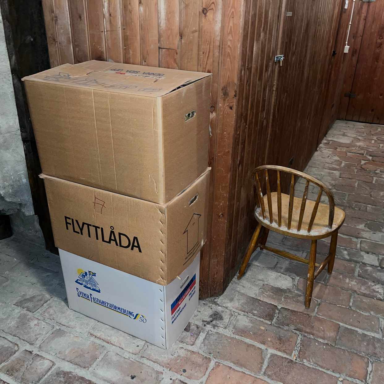 image of Remove/recycle mixed item - Stockholm