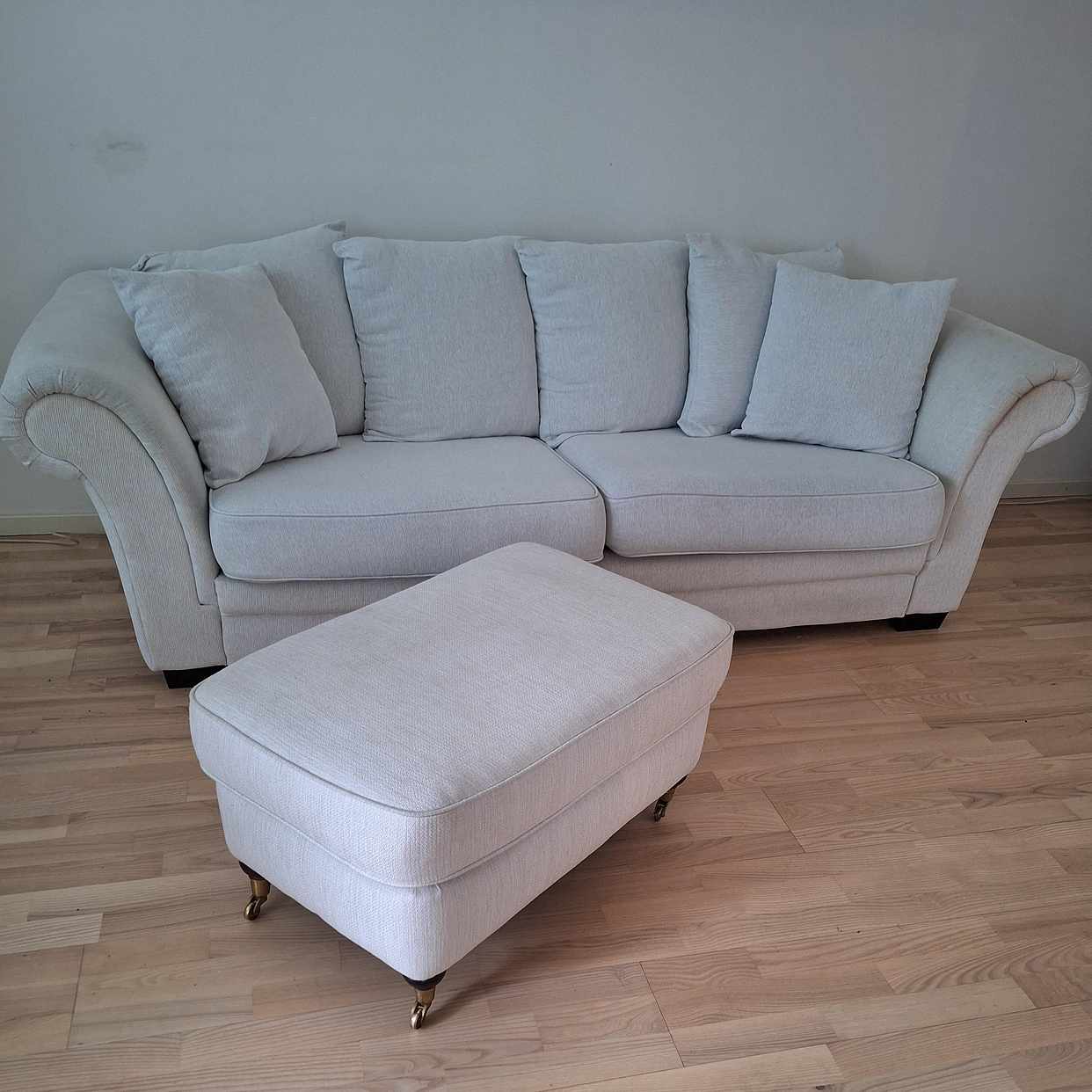 image of Hämtning av soffa - 