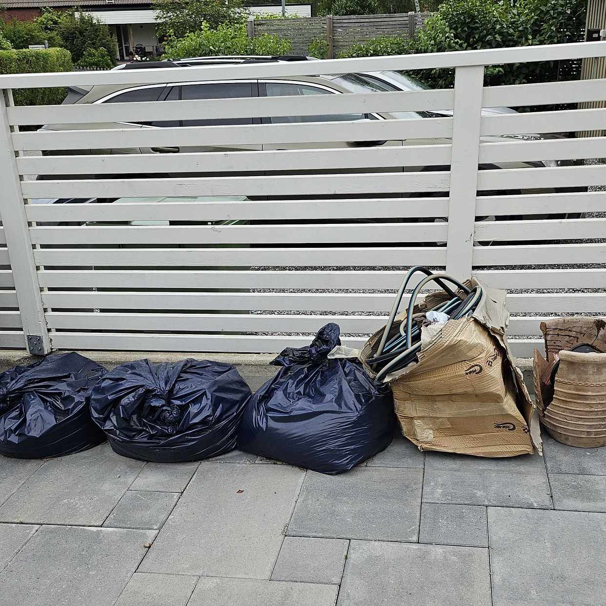 image of Säckar med jord mm - Danderyd