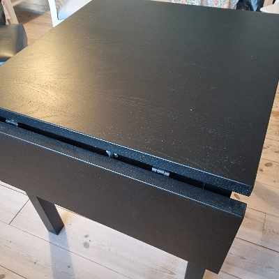 image of Move 1 table and 2 chairs - 