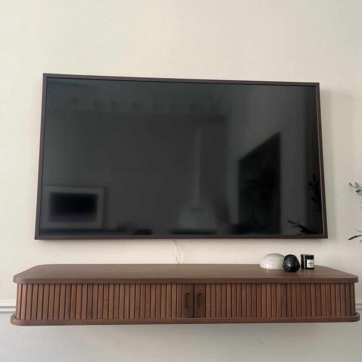 image of Hämta tv bänk 120x 35 - 