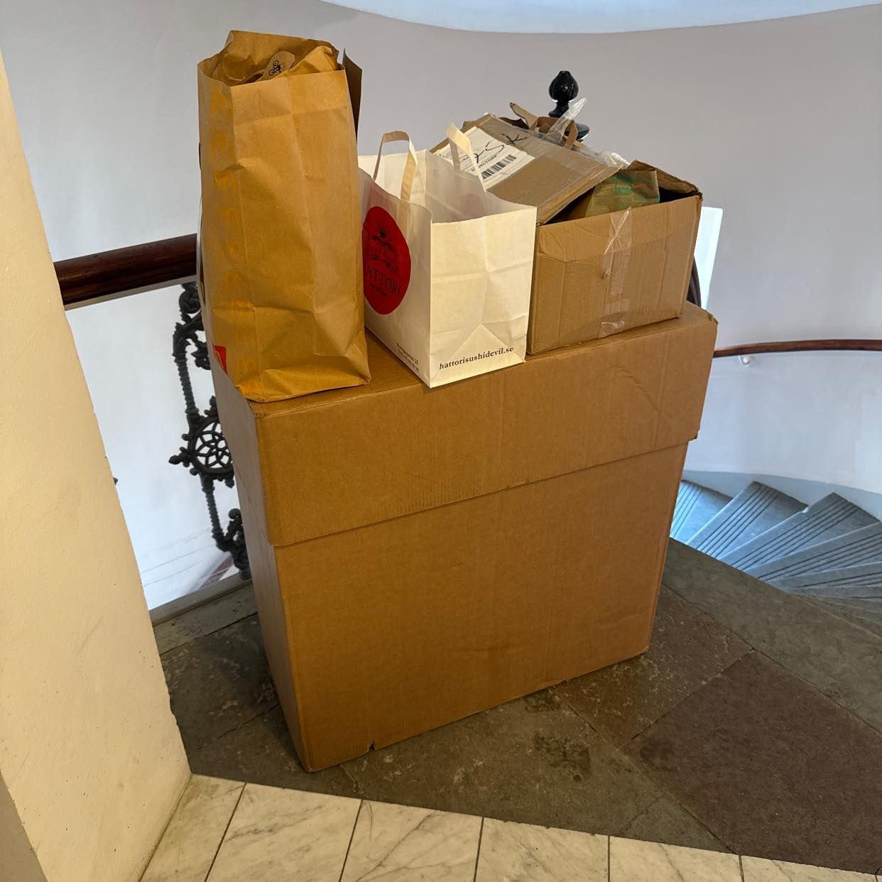 image of Big box and some smaller - Stockholm