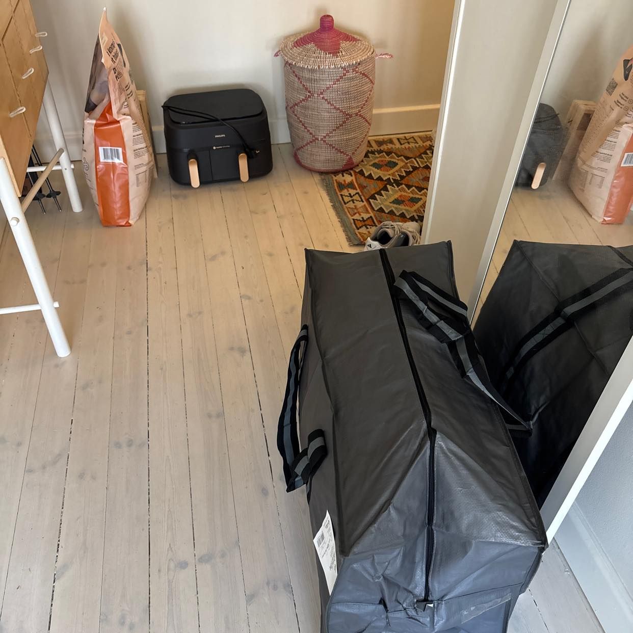 image of Flytta väskor och påsar - 