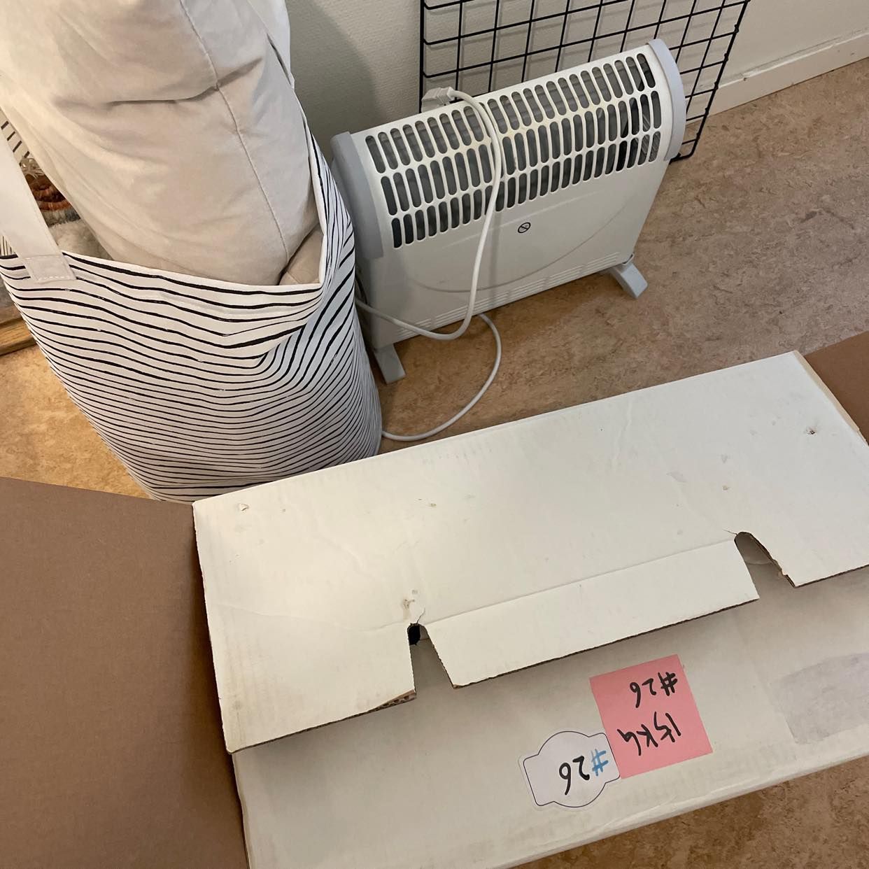 image of Moving in & Moving out - 