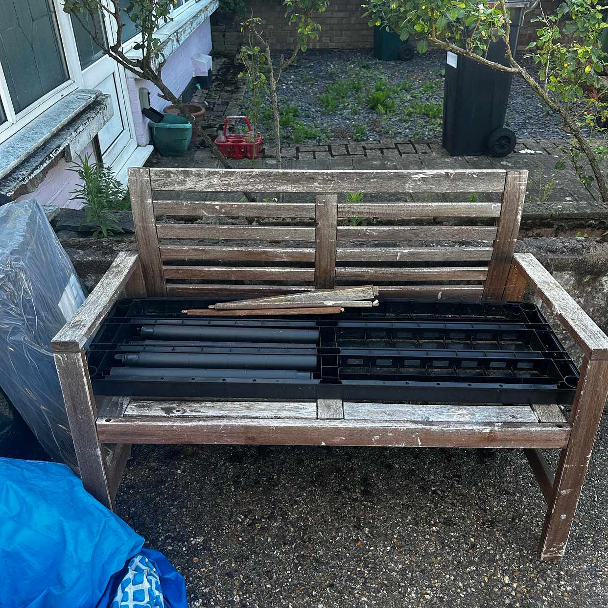 image of Remove waste. - Hammersmith And Fulham