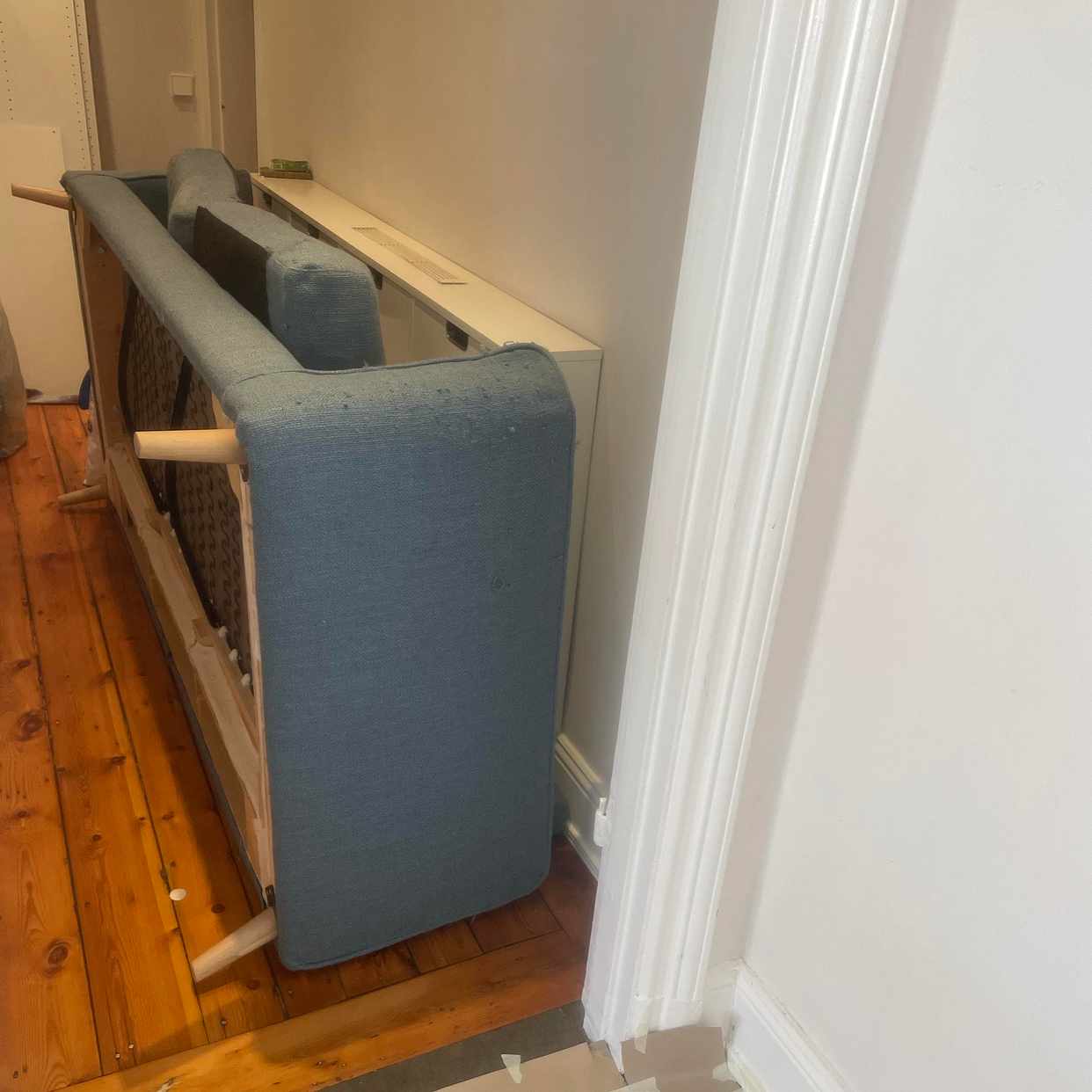 image of Tvåsitts soffa - 