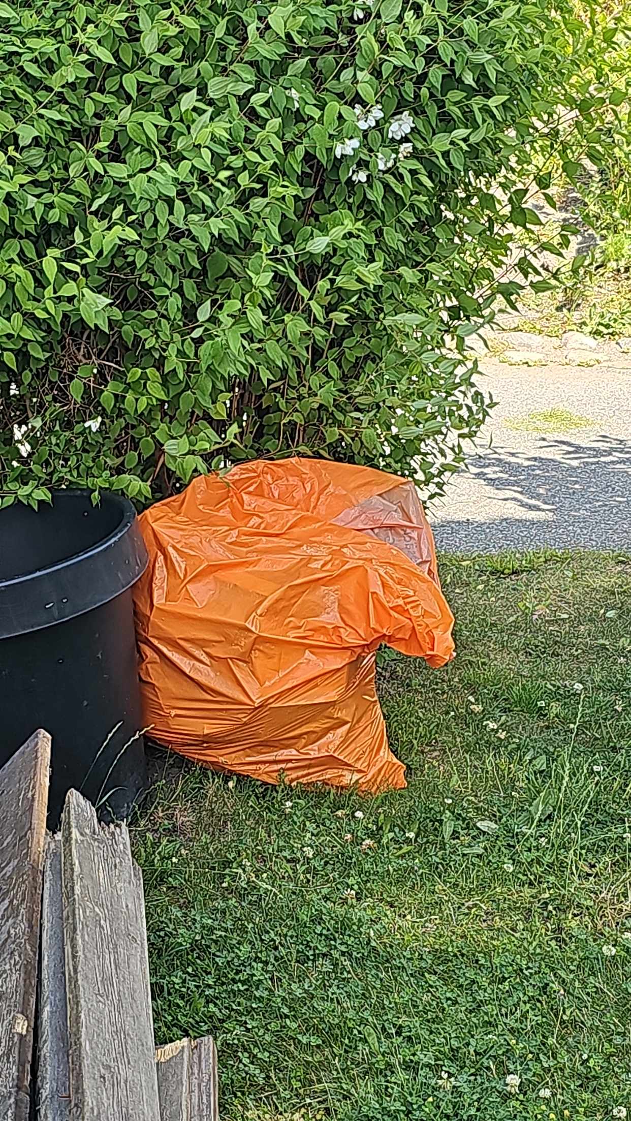 image of Trä och metall - Ekerö