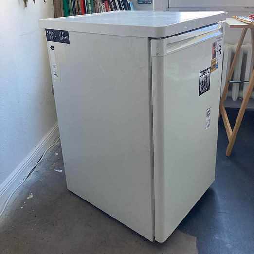 image of Functioning Small fridge - Berlin