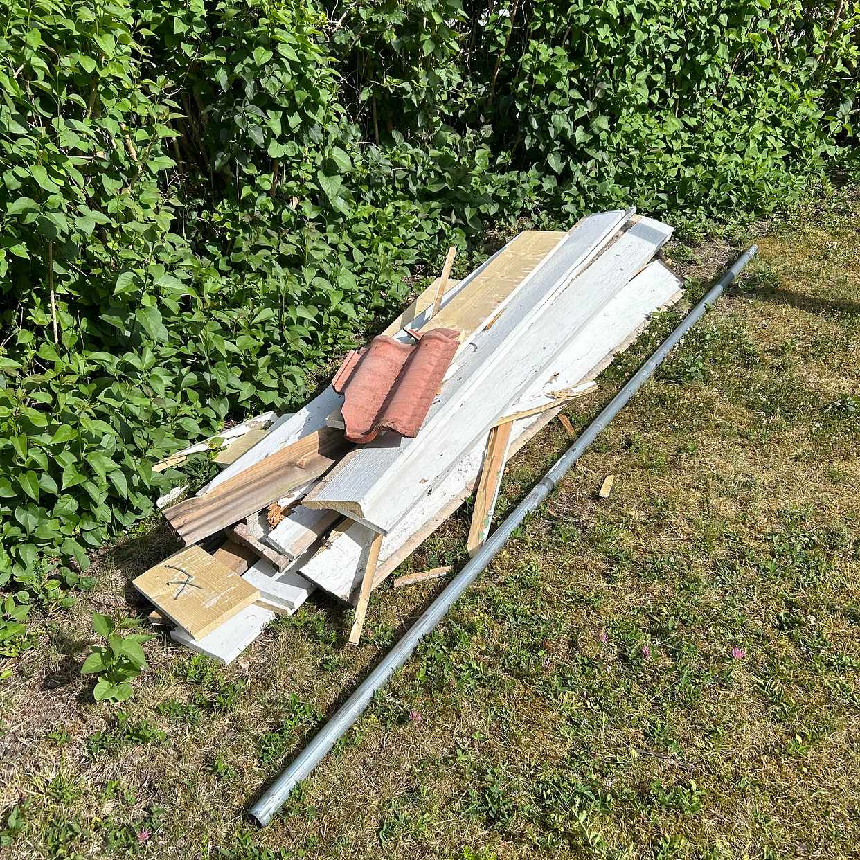 image of Hämta skräp - Saltsjö-Boo