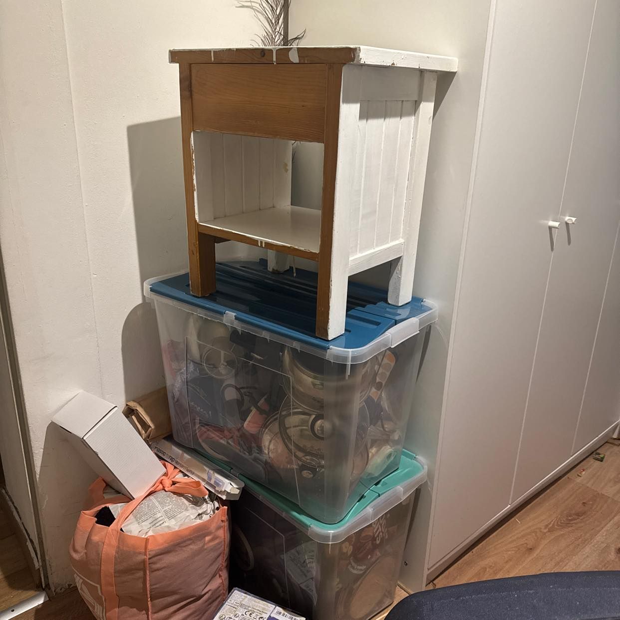 image of Table and bags - 