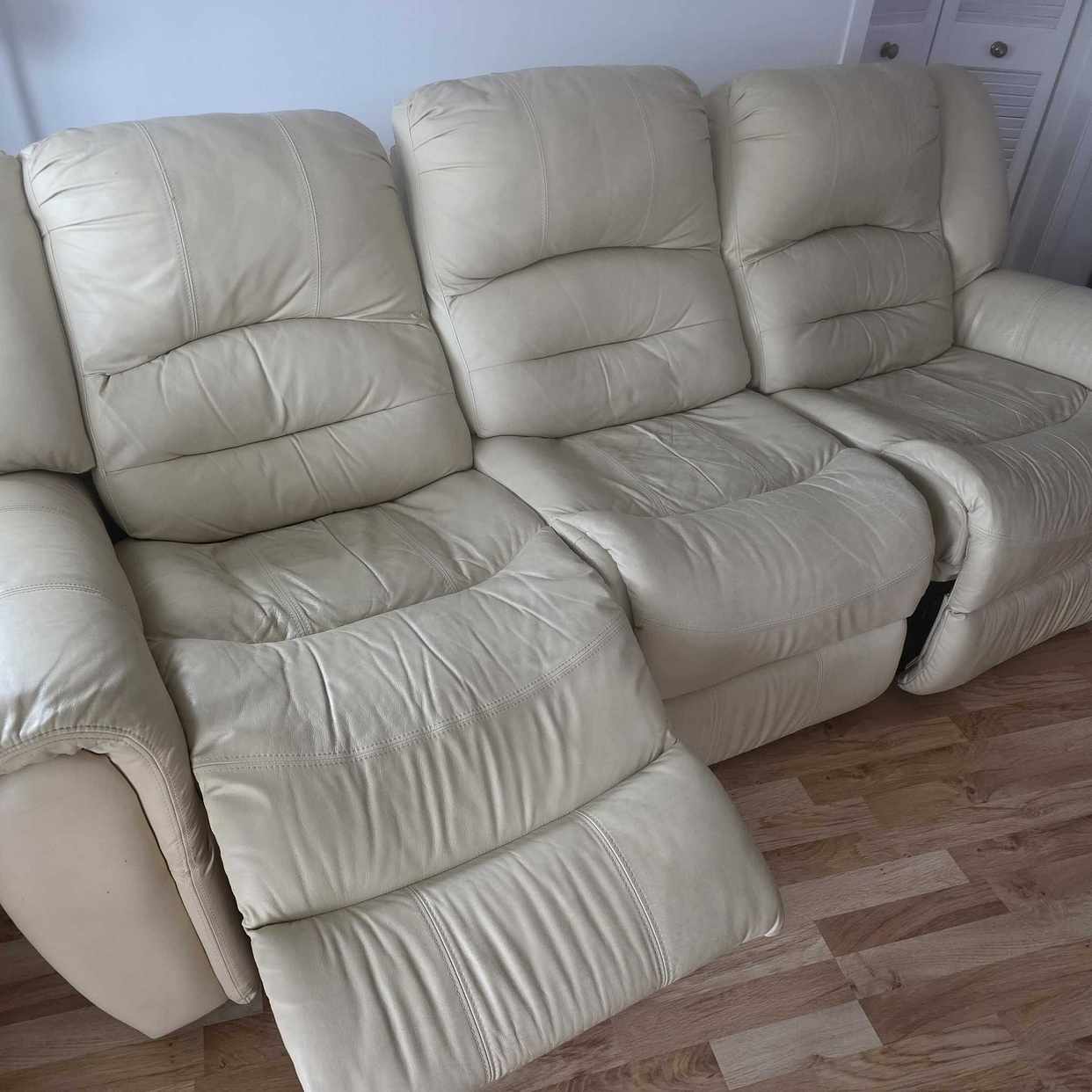 image of 3 delar soffan - Västerhaninge