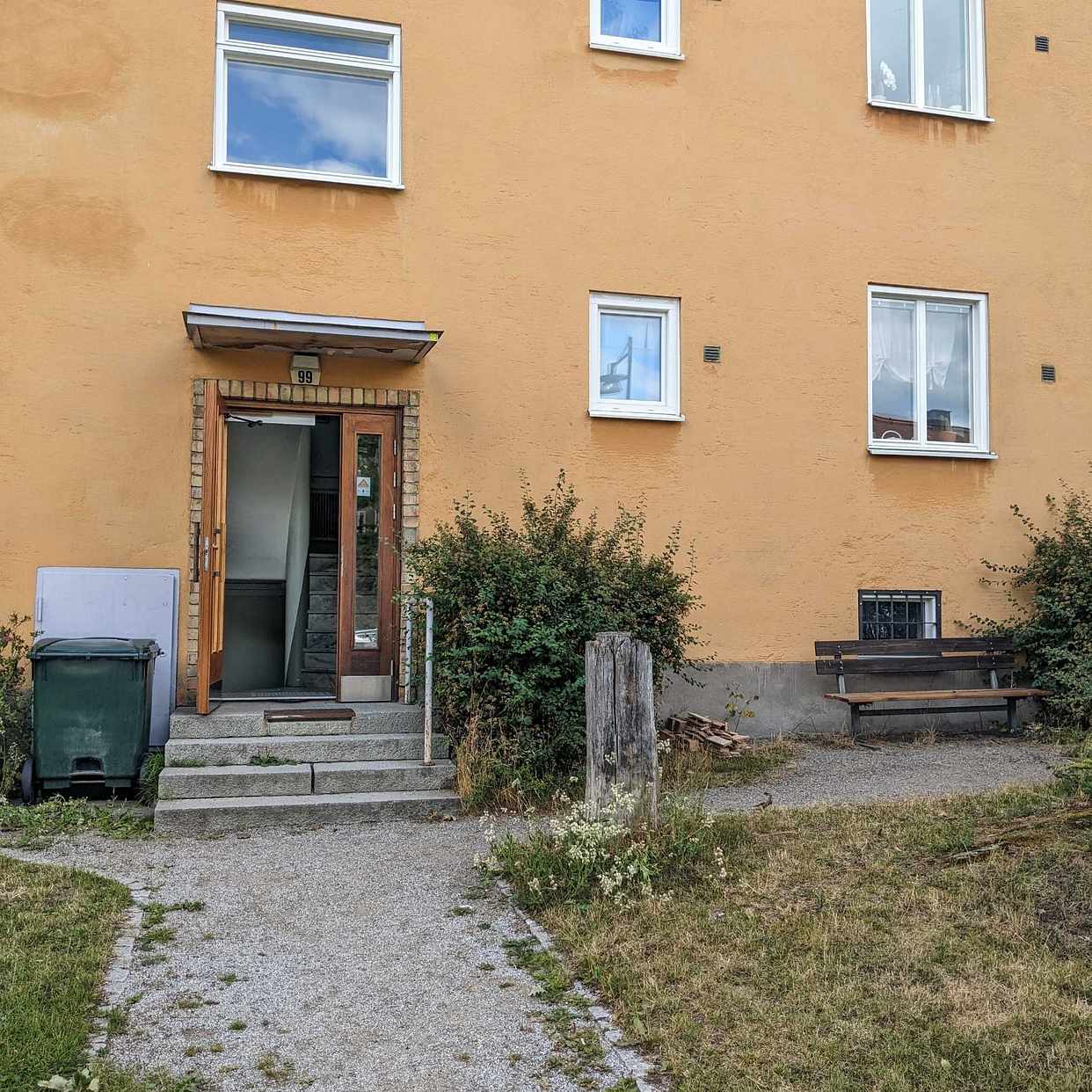 image of Trä planka från träpall - Hägersten
