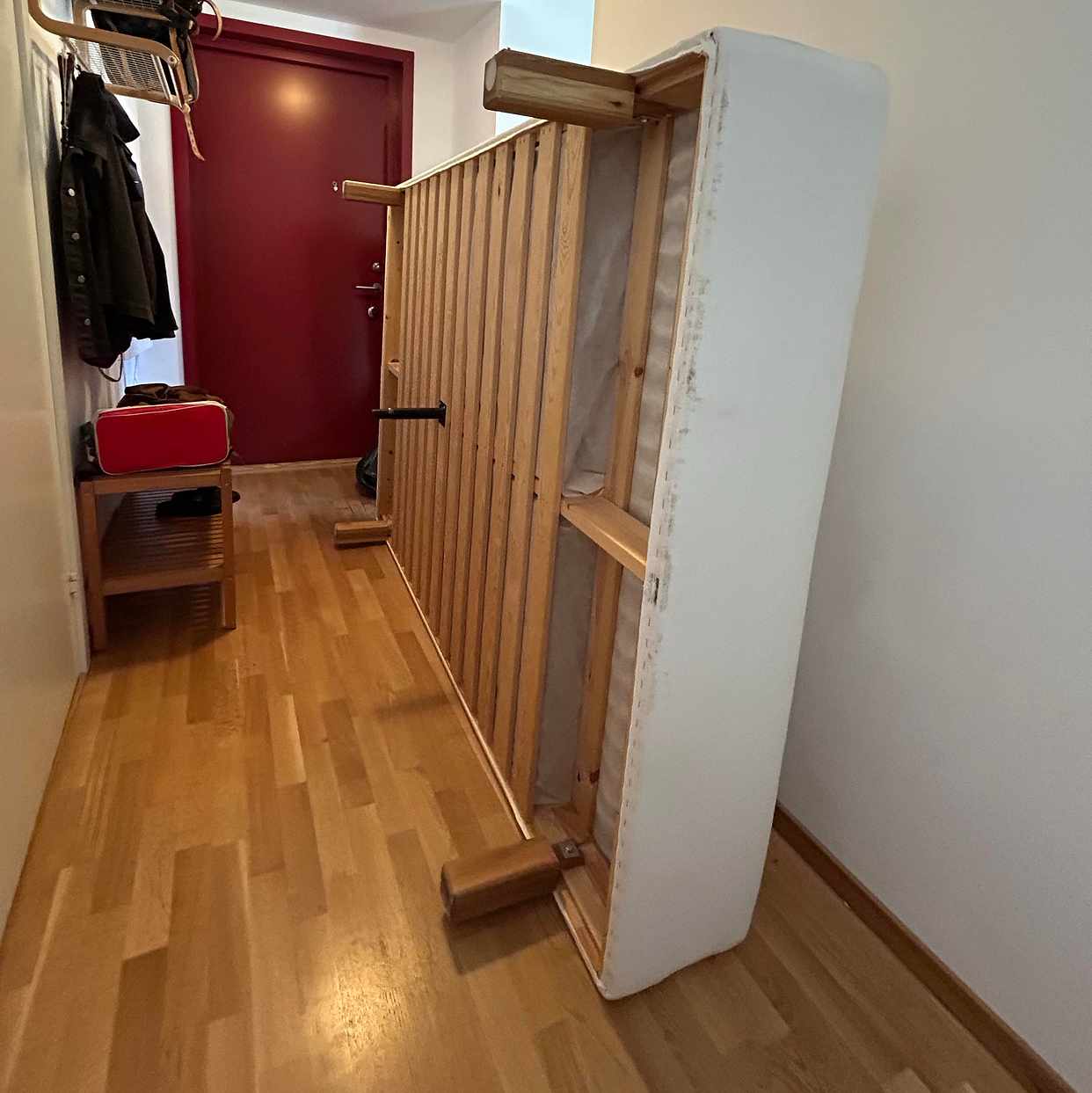 image of Gammal säng mm t tippen - Stockholm