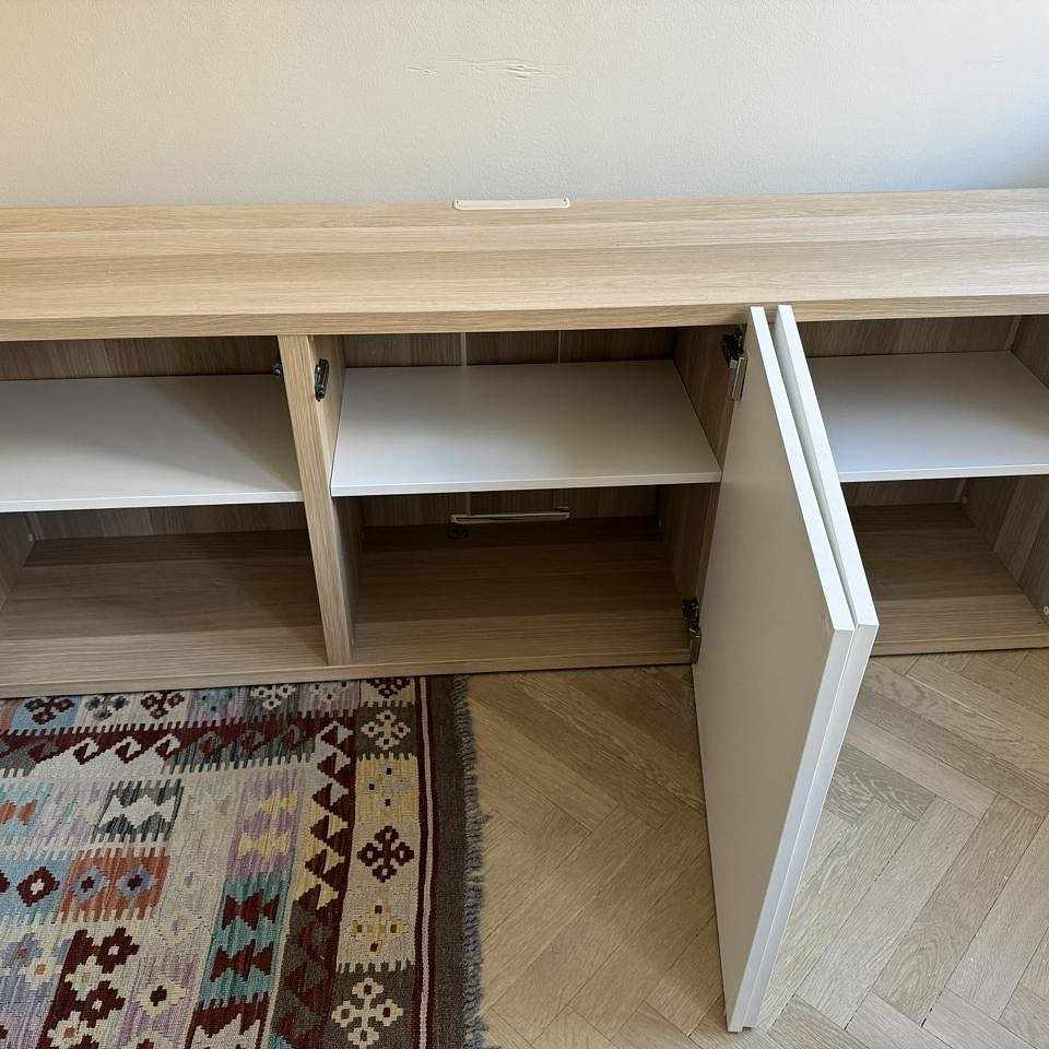 image of Tv bench - 