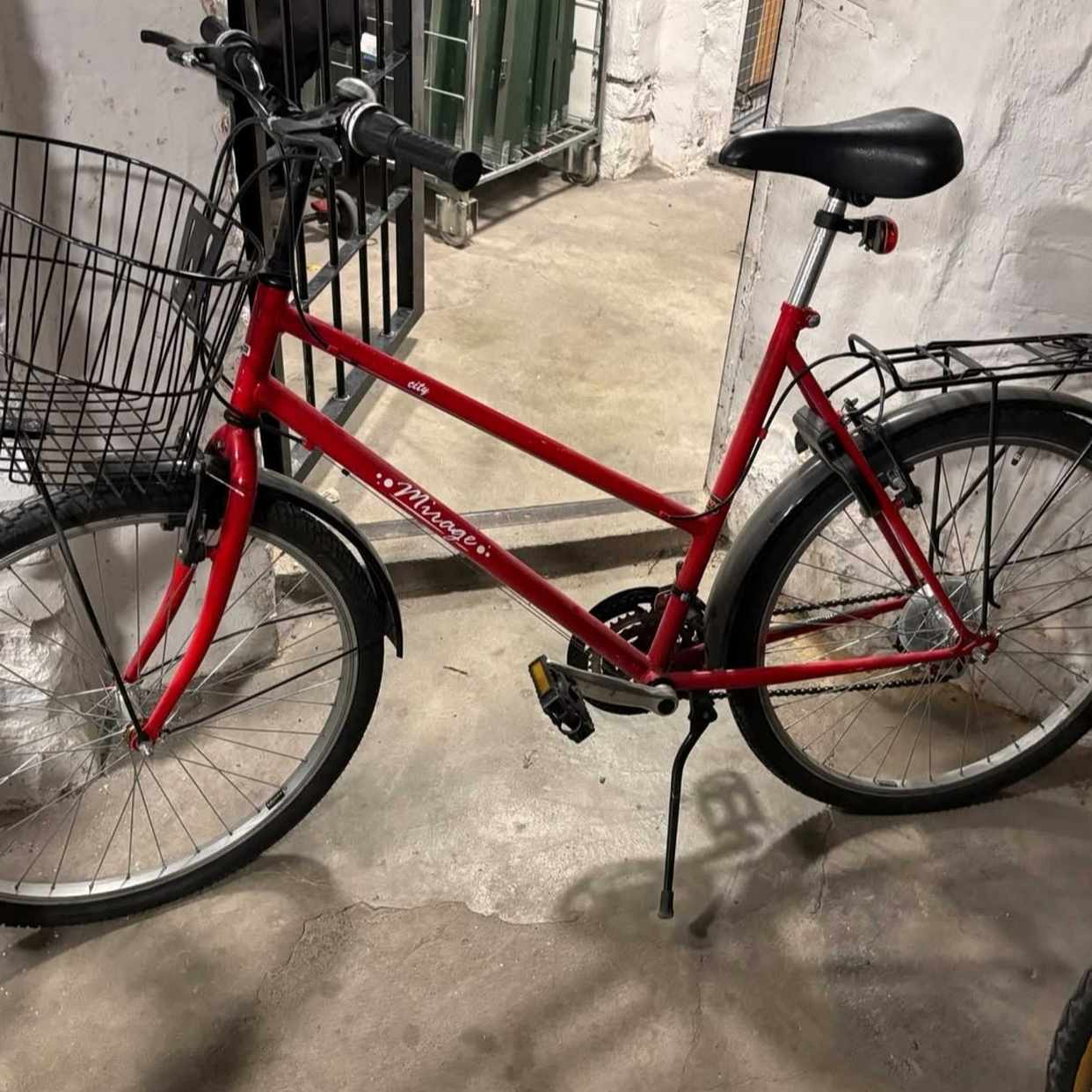 image of Cykel bortskänkes, - Bromma