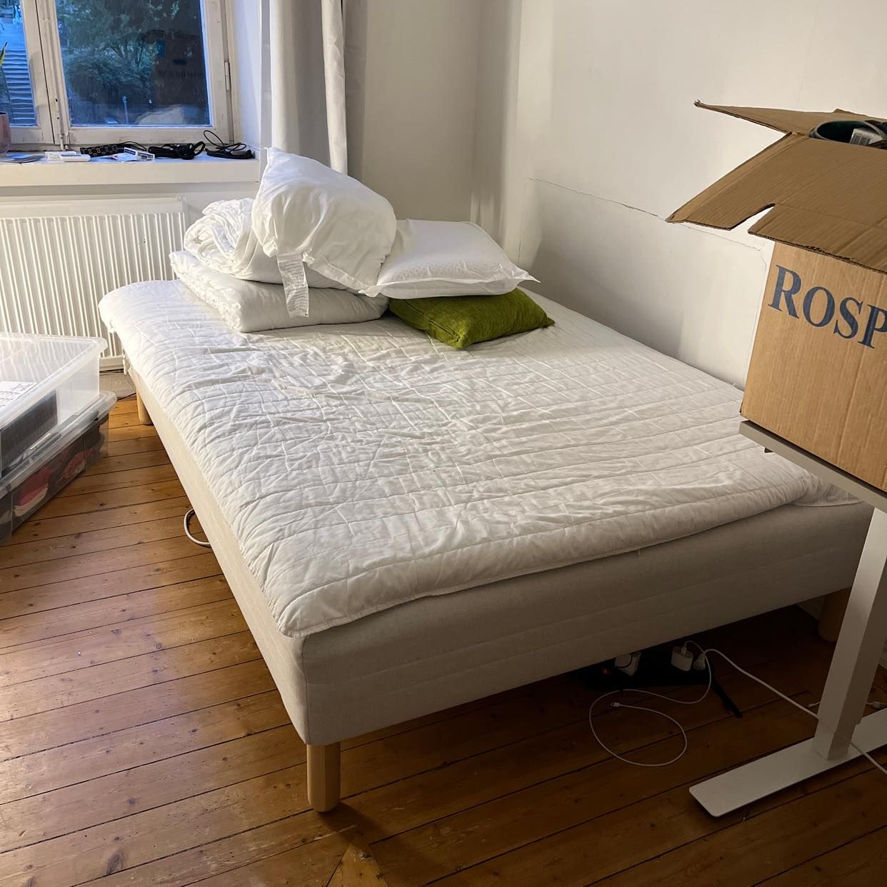 image of Bedroom furniture - 