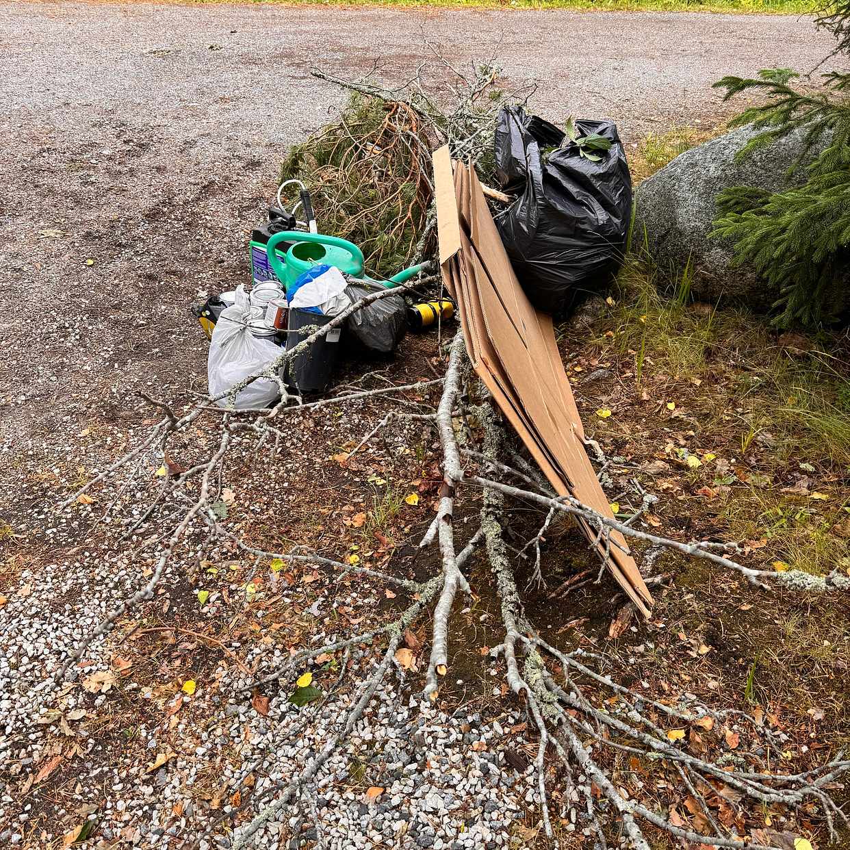 image of Trädgårdsavfall grenar - Saltsjö-Boo