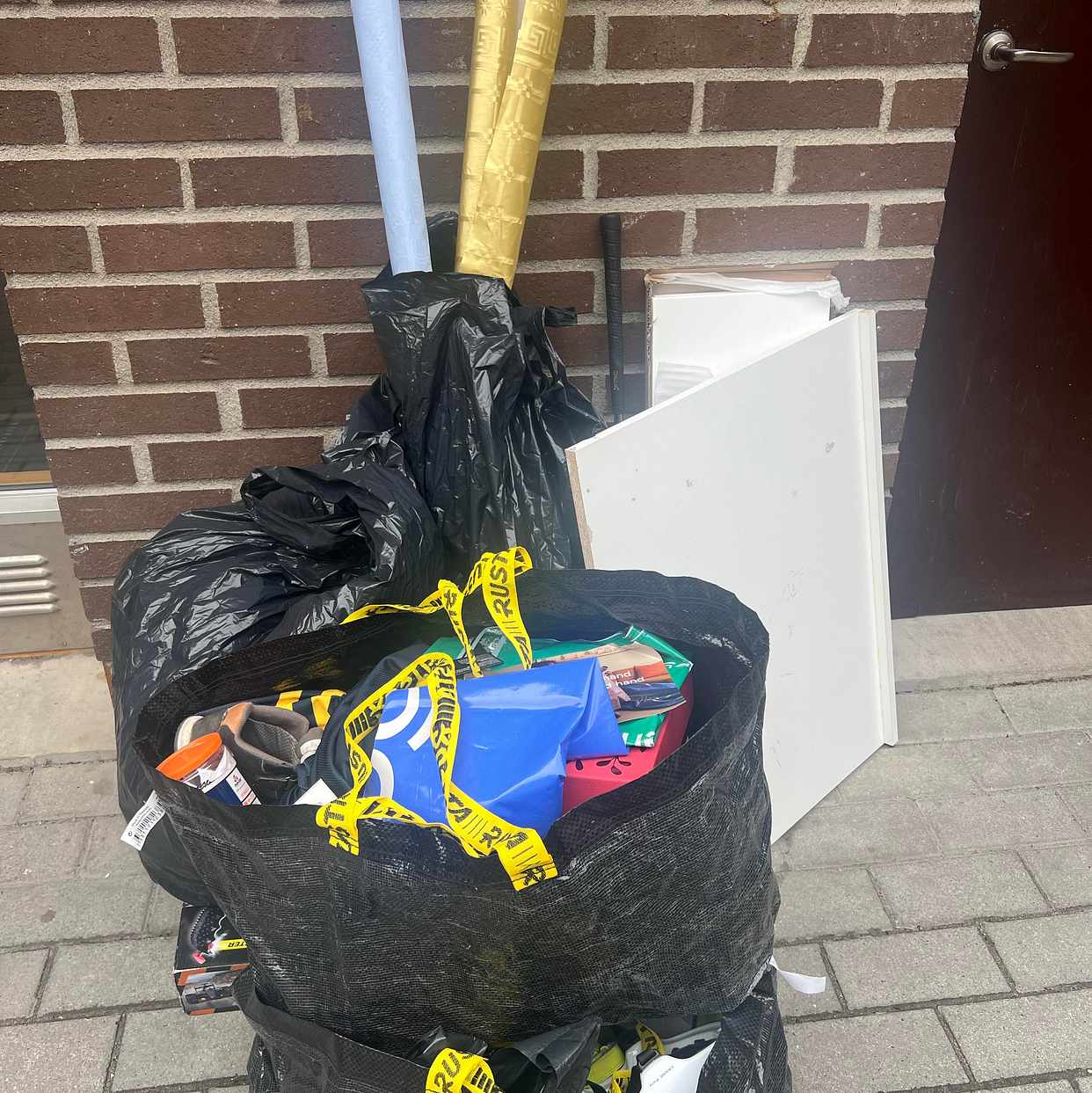 image of Remove waste - Solna