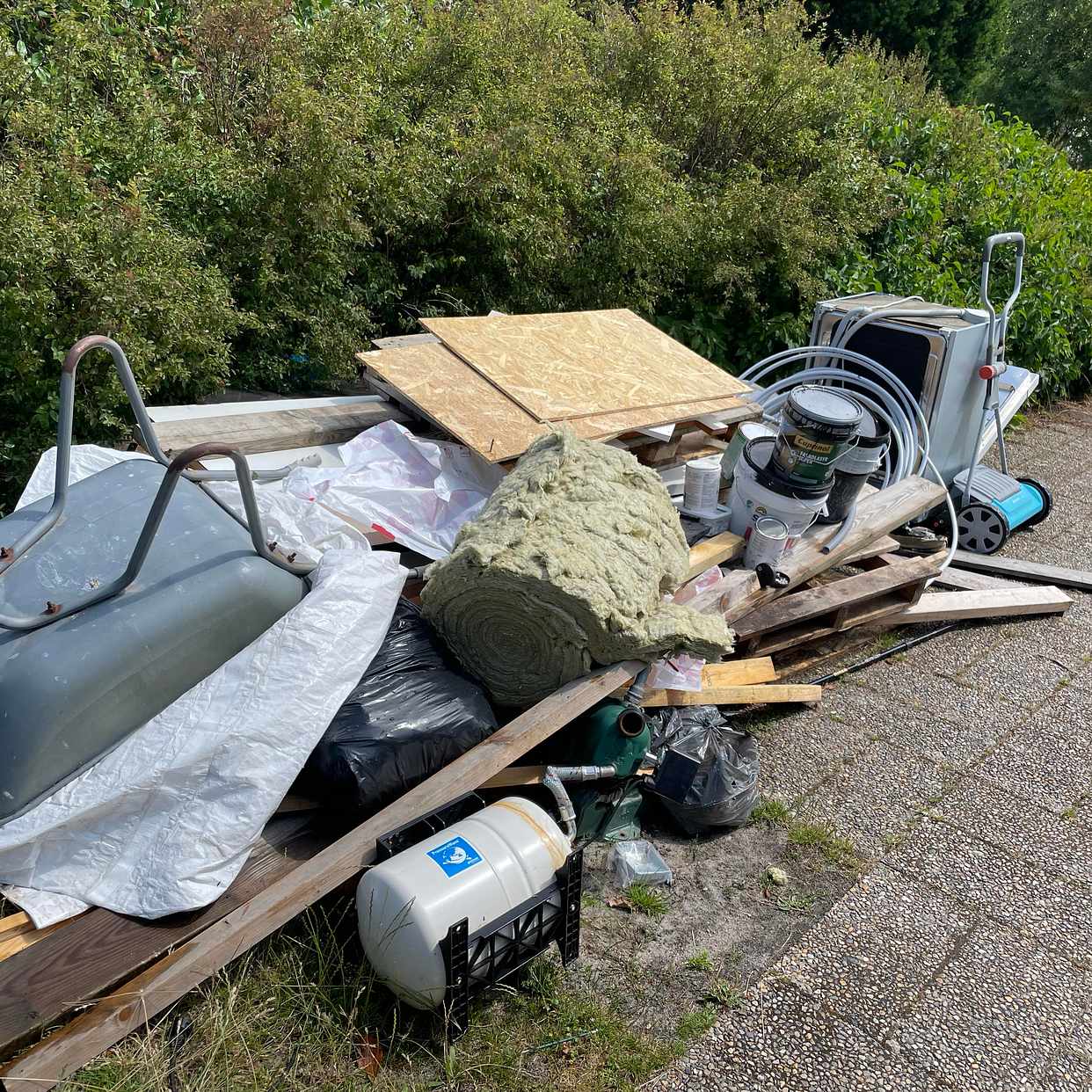 image of Hämta+slänga på ÅVC - Falsterbo