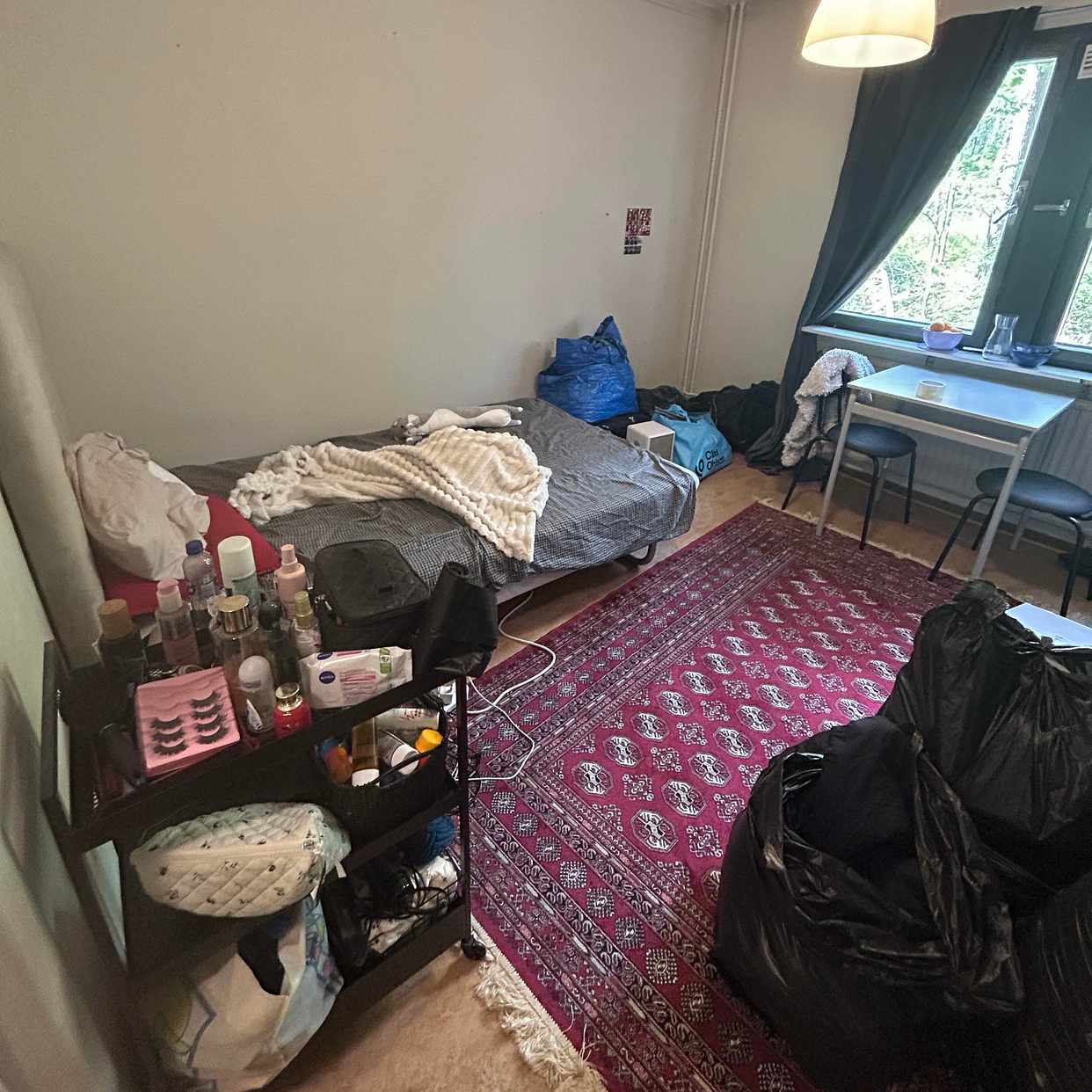 image of Flytta ut alla möbler - 