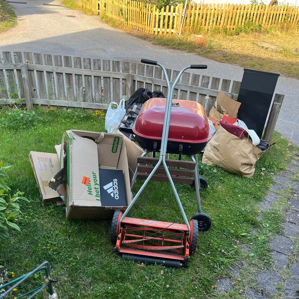 image of Sorterar blandat (rent). - Skogås