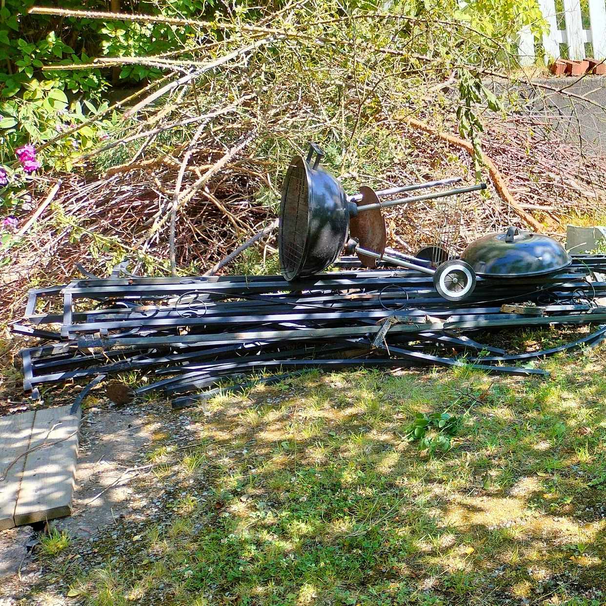 image of Trädgårdsavfall, ris osv - Spånga