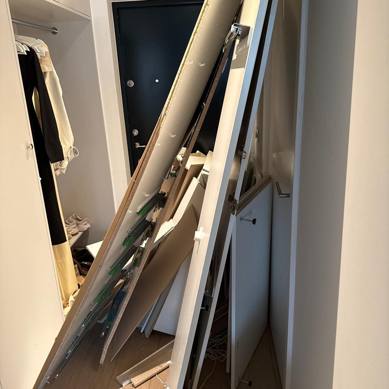 image of En ikea garderob - Stockholm