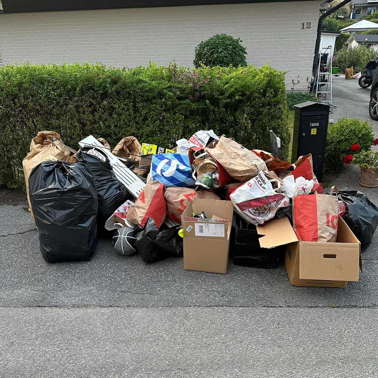 image of Blandat avfall - Täby