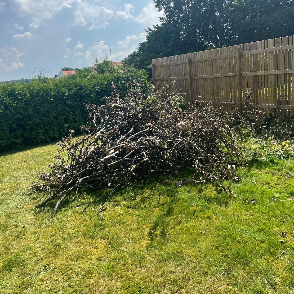 image of Move garden waste - Jonstorp