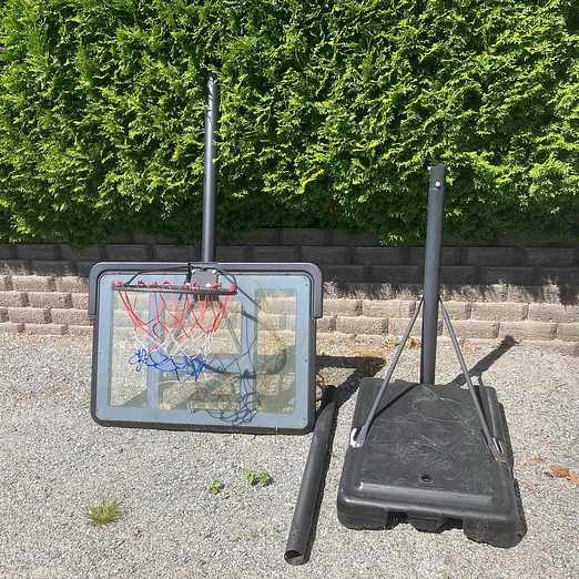 image of Basketball hoop - Skogås