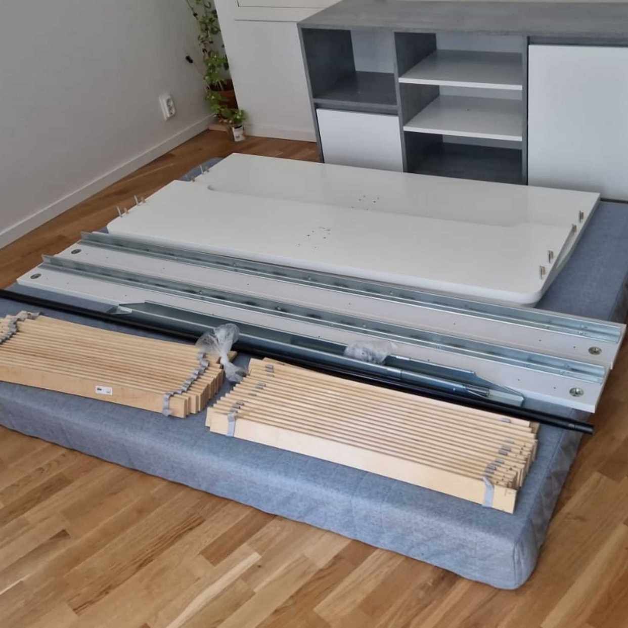 image of Säng och JYSK TV-bänk - Nynäshamn