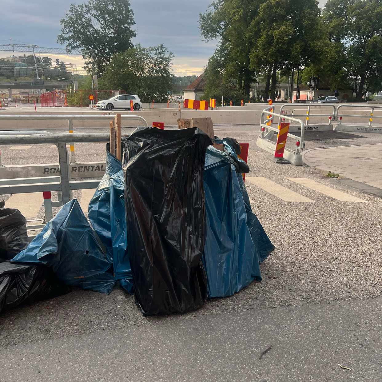 image of Murbruk, trä, plast, papp - Stockholm