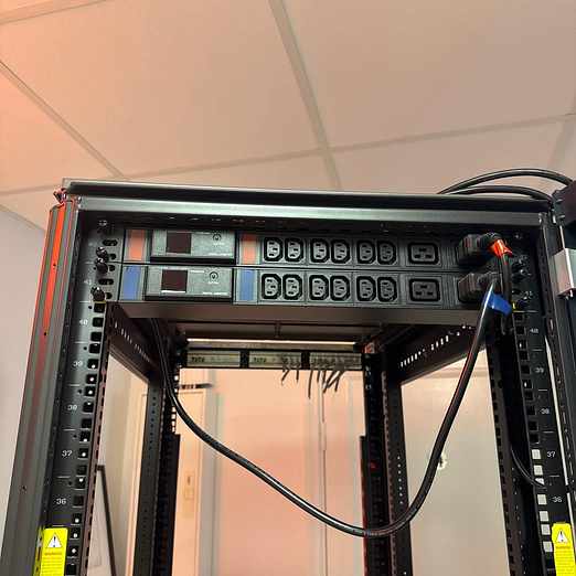 image of Serverrack & UPS - Stockholm