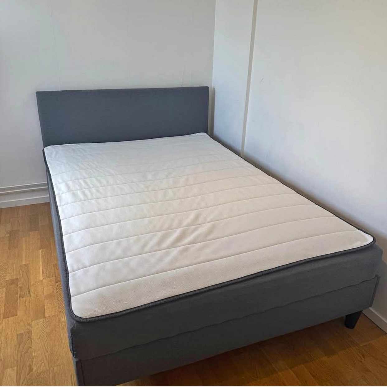 image of 140 x 2000 bed - 