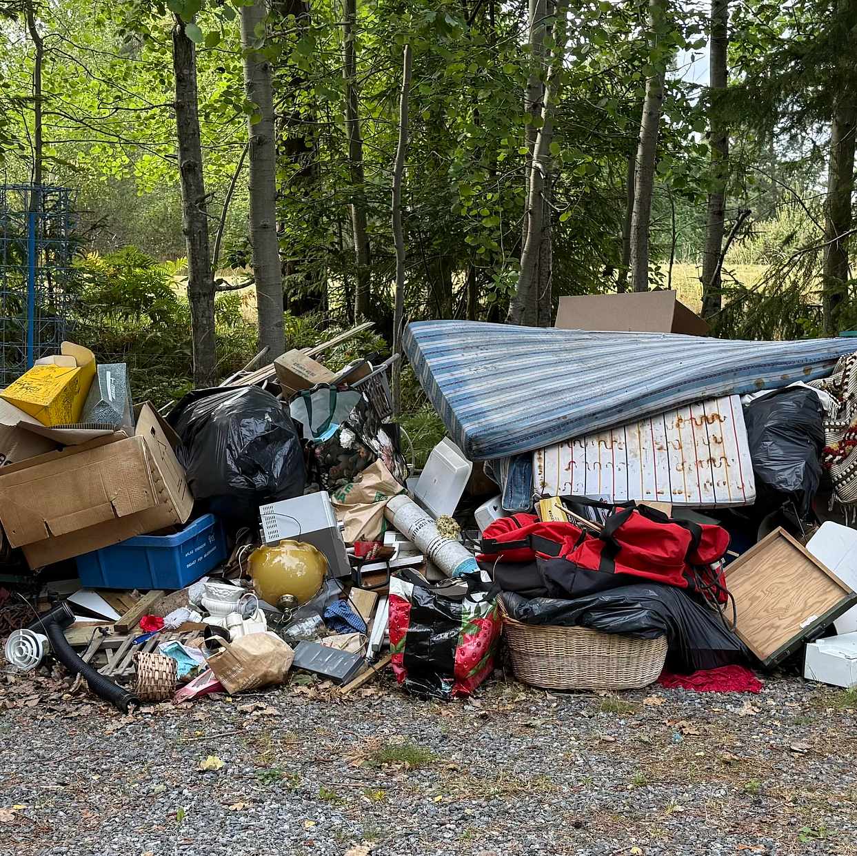 image of Material på bifogad bild - Tyresö