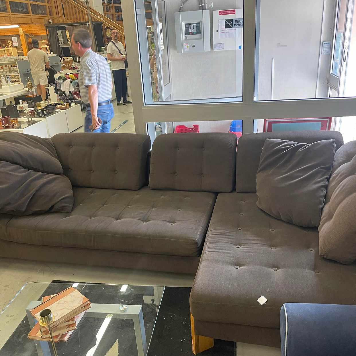 image of Deliver couch from store - 