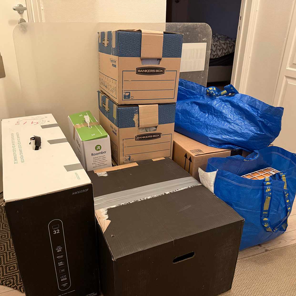 image of Moving to new apartment - 