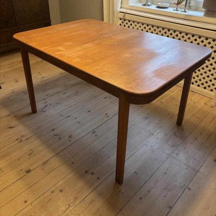 image of Move table - 