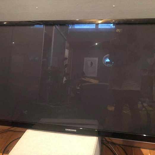 image of Tv skänkes - Solna