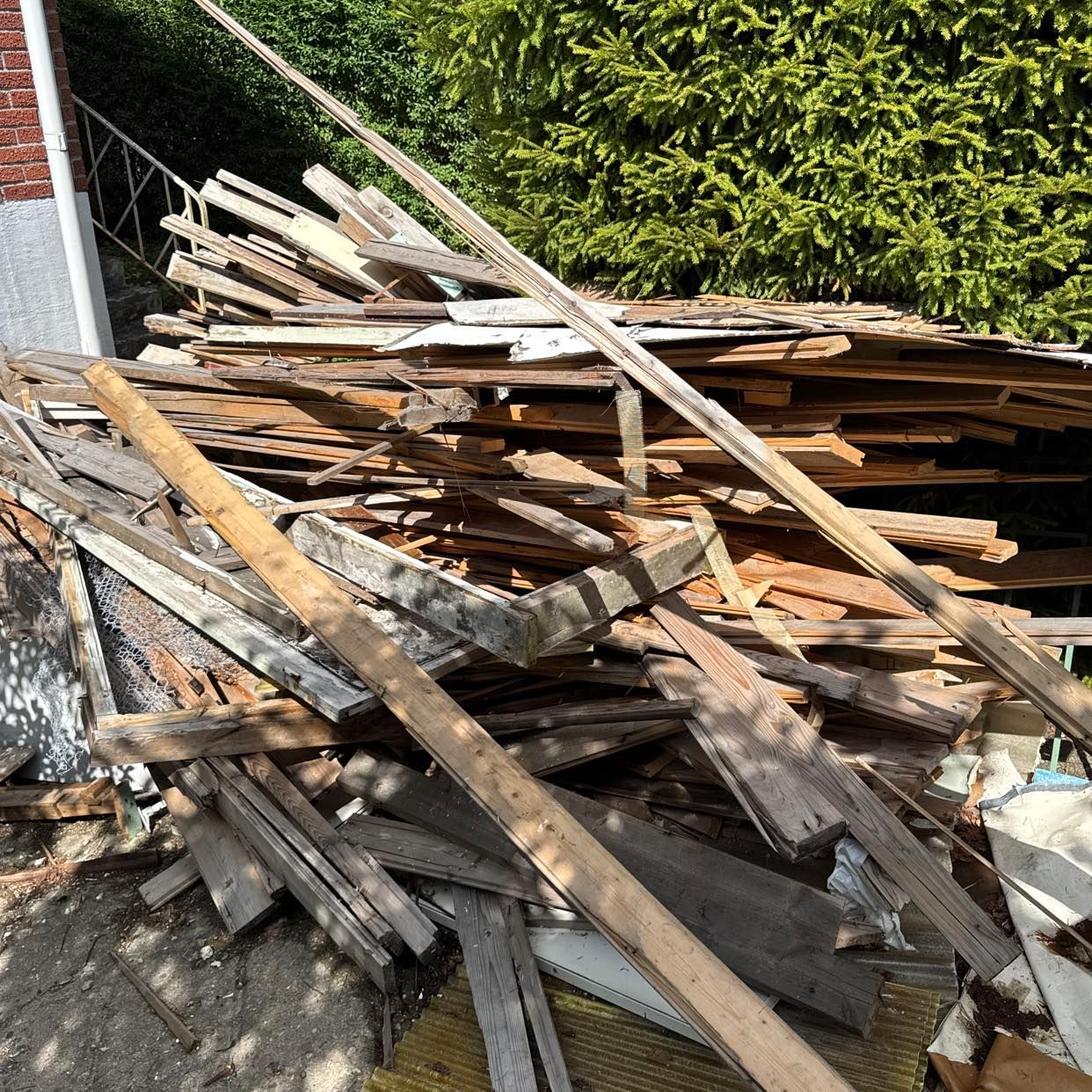 image of Trä samt bygg avfall - Sundbyberg