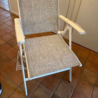 image of To carry 2 chairs  - 