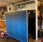 image of Move half ping pong table - 
