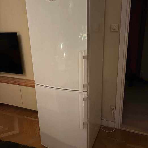 Kyl/frys bortskänkes.