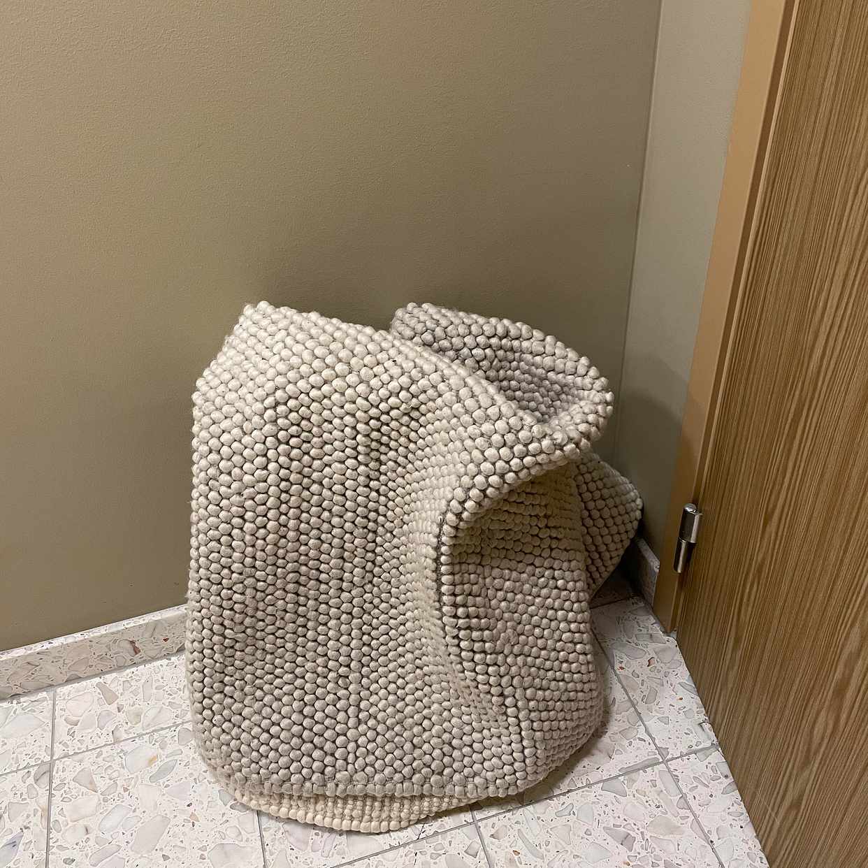 Deliver small carpet